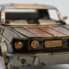 Miniaturmodel eines Muscle-Cars aus den 1970er Jahren in Gold- und Bronzetönen – Bild 3