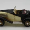 Miniaturmodel eines Oldtimers aus Zinn aus den 1920er Jahren in Schwarz-Weiß – Bild 3