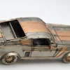 Miniaturmodel eines Muscle-Cars aus den 1970er Jahren in Gold- und Bronzetönen – Bild 4