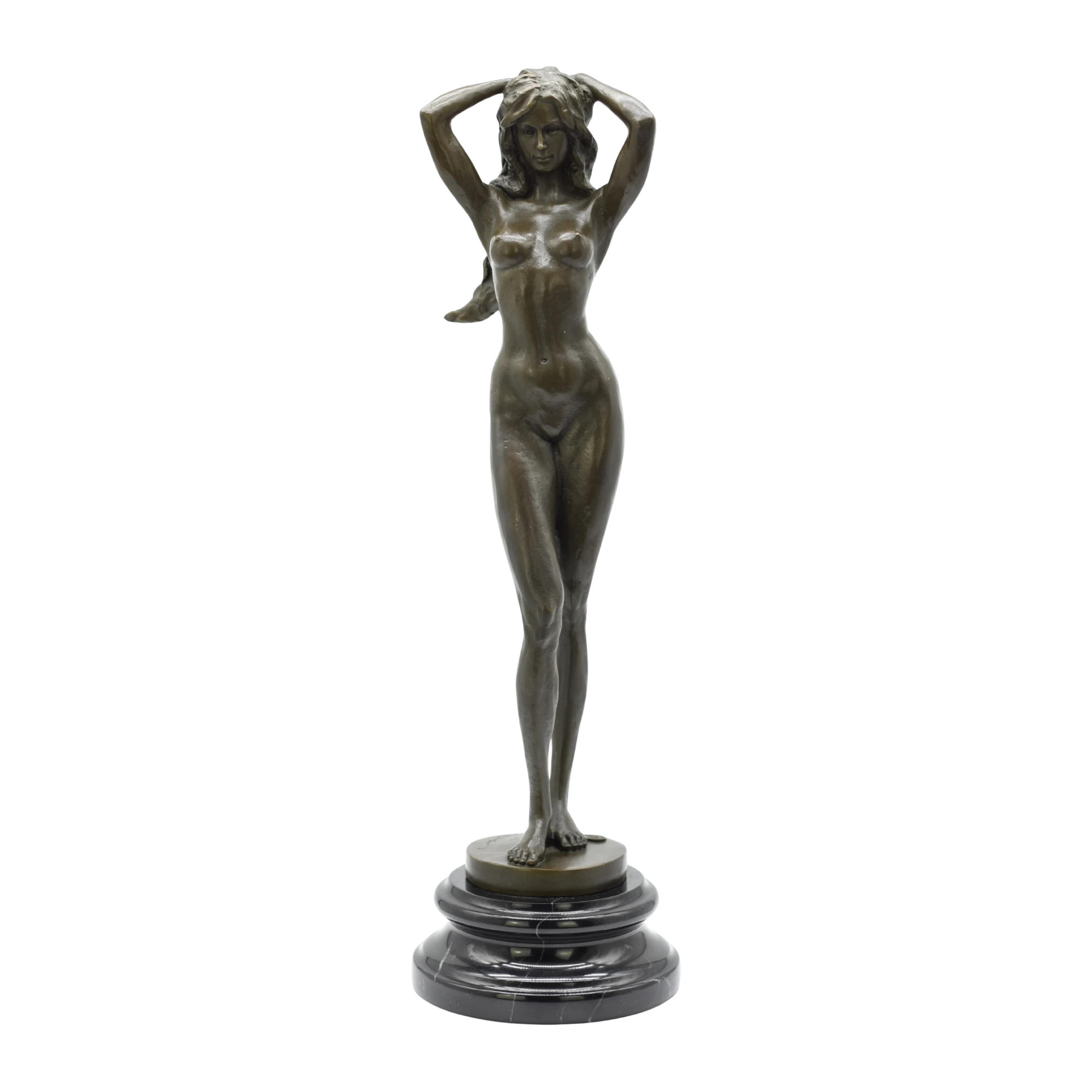 Bronzestatue einer nackten Frau, die sich in die Haare greift